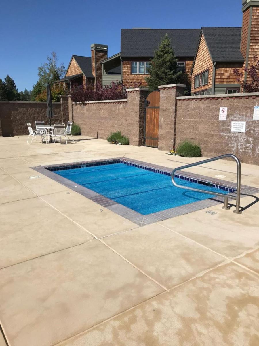 Riley'S Mountain View Apartment Sisters Luaran gambar