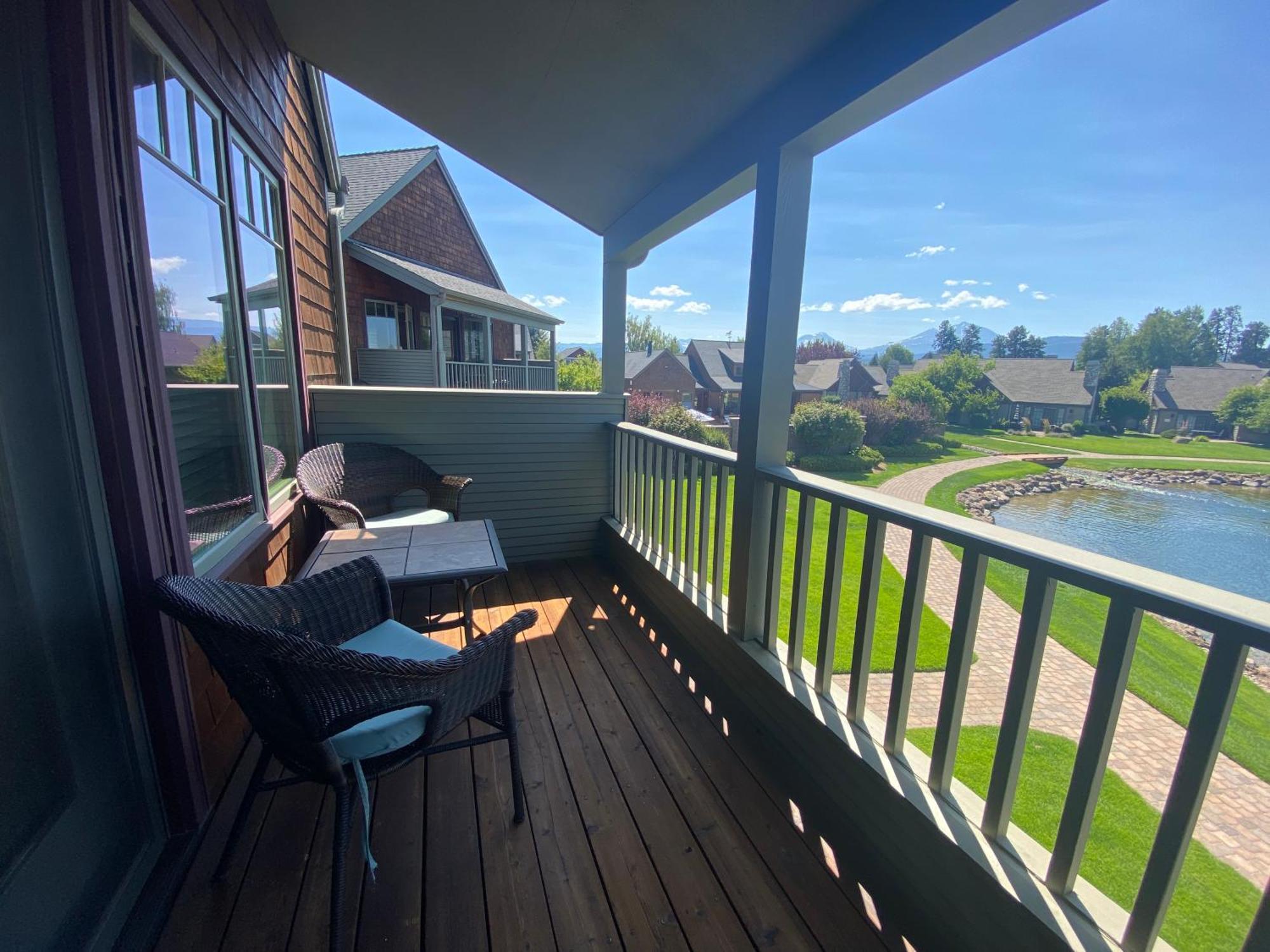 Riley'S Mountain View Apartment Sisters Luaran gambar